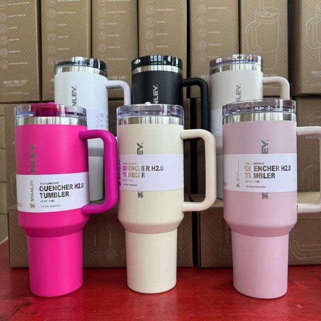 Hydraverse Premium Insulated Stanley-Style 40oz / 1.18L Bottle